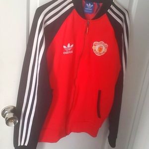Manchester united adidas red jacket